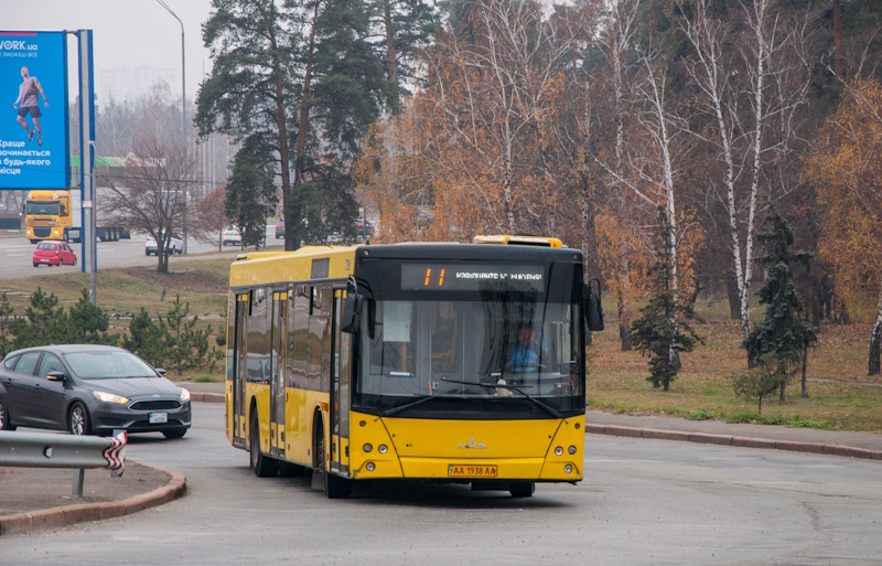 Автобус 11 Київ