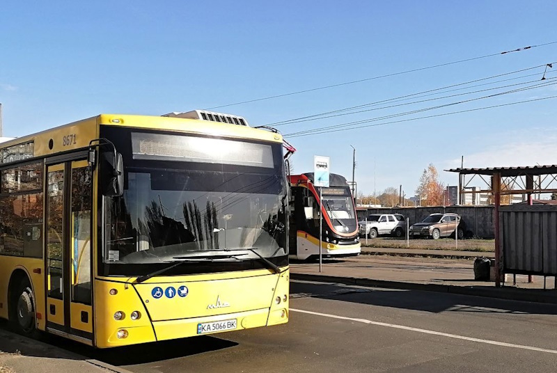 Автобус 24ТР Київ