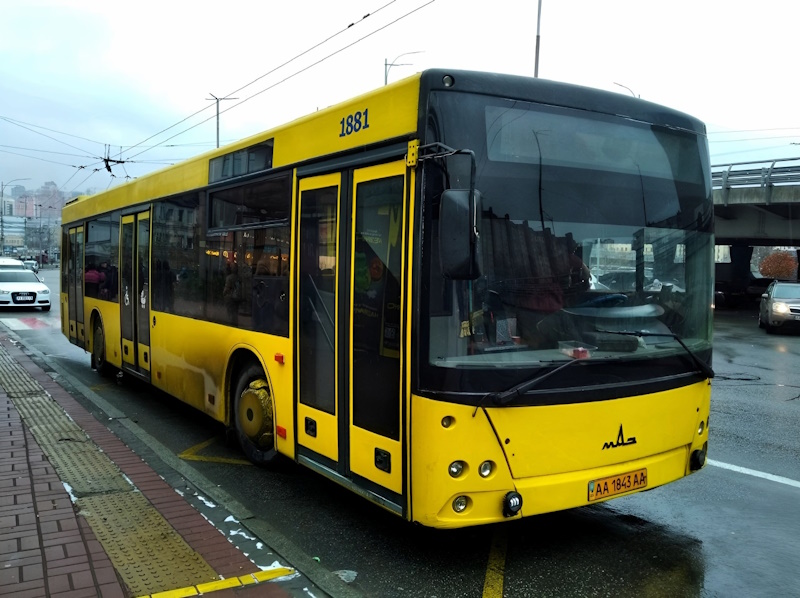 Автобус 28 Київ