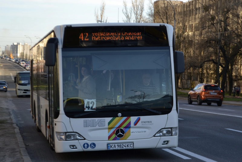 IMG_01 Автобус 42 Київ