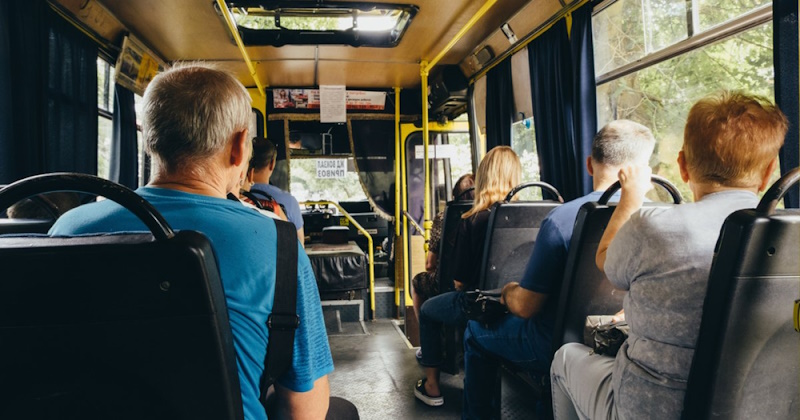 Тролейбус 33 Київ