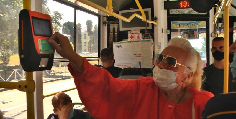 Тролейбус 24 Київ