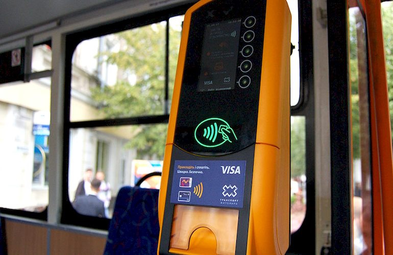 Тролейбус 35 Київ