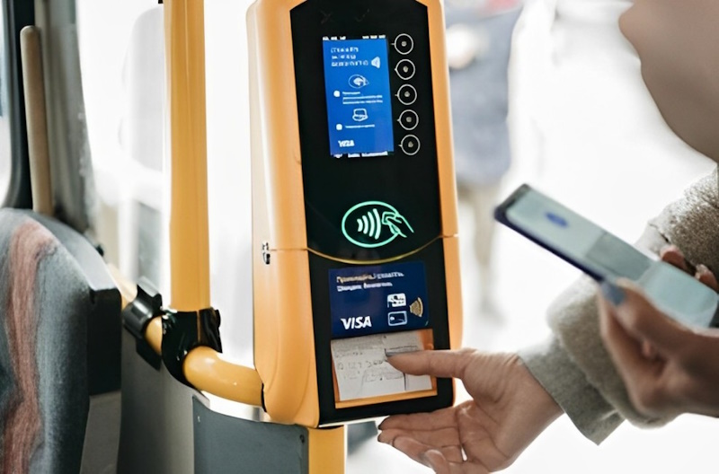 Трамвай 27 Київ