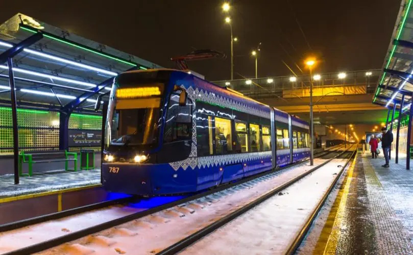 Лівобережжя: Дарниця і Лісовий