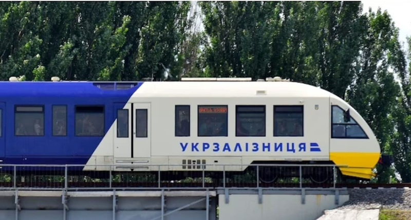 Електричка Київ — Вишневе