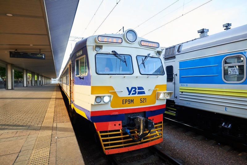 Електричка Київ — Буча