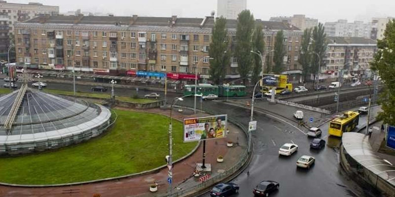 Севастопольська площа