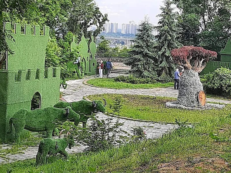 Парк Легенд