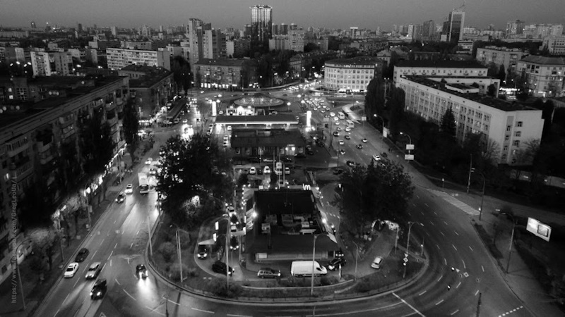 Севастопольська площа Київ